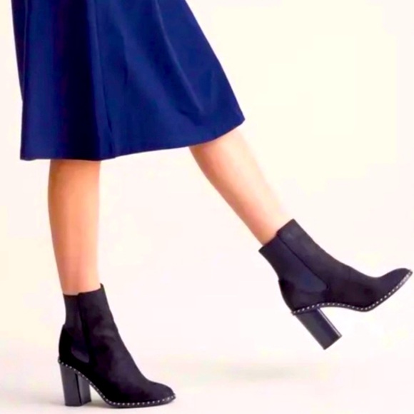 🖤Rag & Bone Romi Chelsea Bootie- black- size 6- dome studs detailing the welt. - Picture 3 of 9